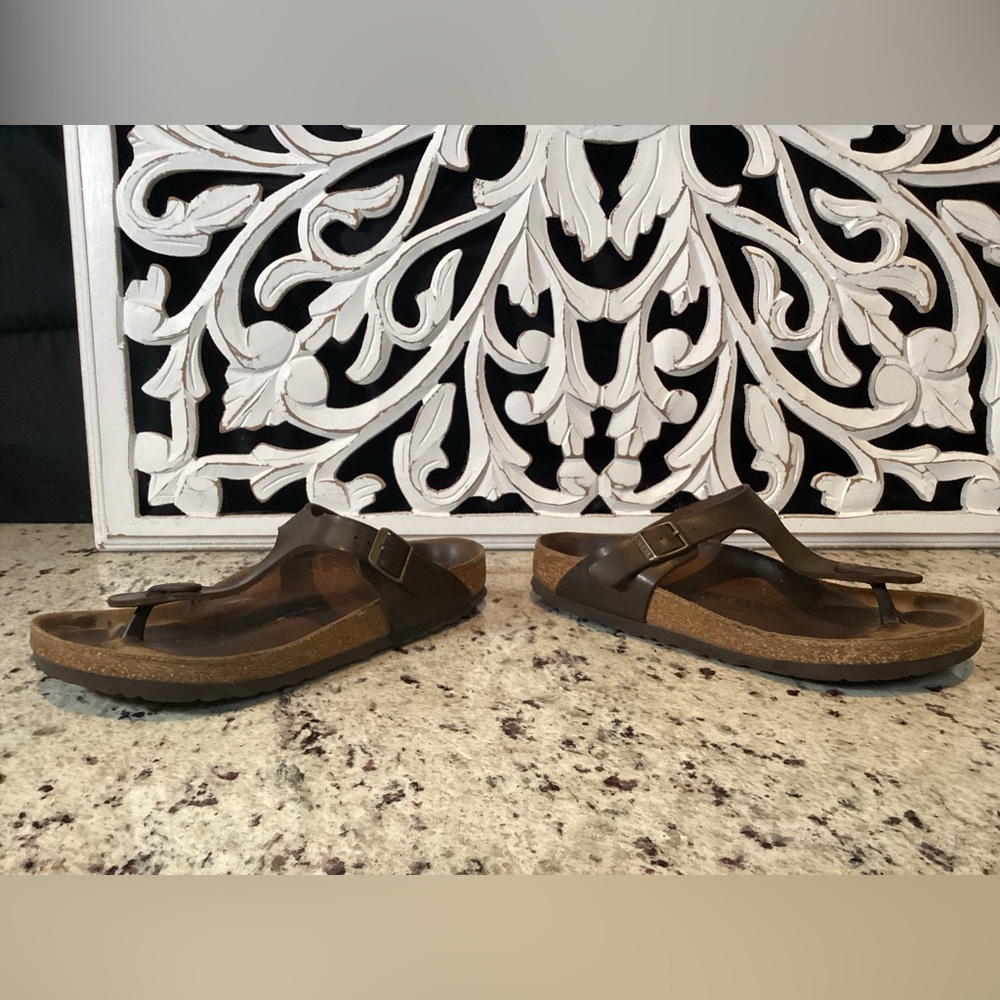 Birkenstock Gizeh in Brown Size 39/8 - Picture 9 of 12
